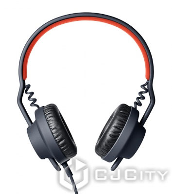 �������� �������� AIAIAI TMA-1 � �������� Carhartt